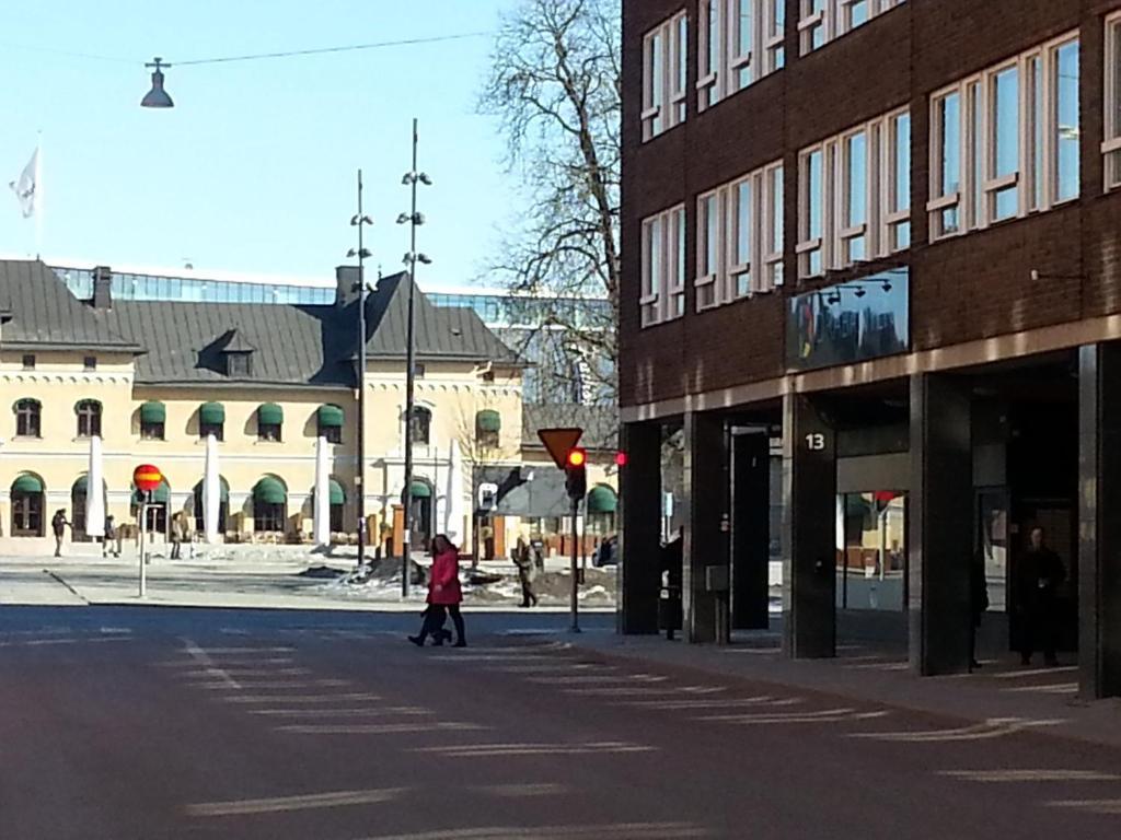 Vandrarhem Uppsala Centralstation Екстериор снимка